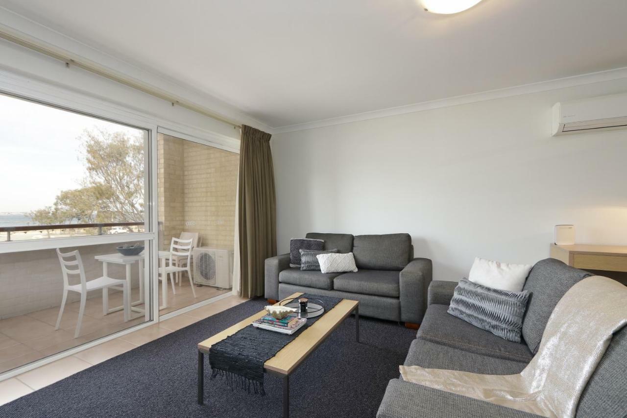 Hillarys Marina Apartment เพิร์ท ภายนอก รูปภาพ