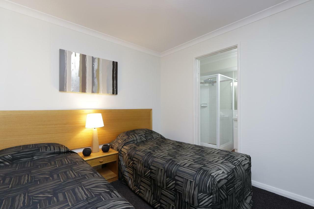 Hillarys Marina Apartment เพิร์ท ภายนอก รูปภาพ