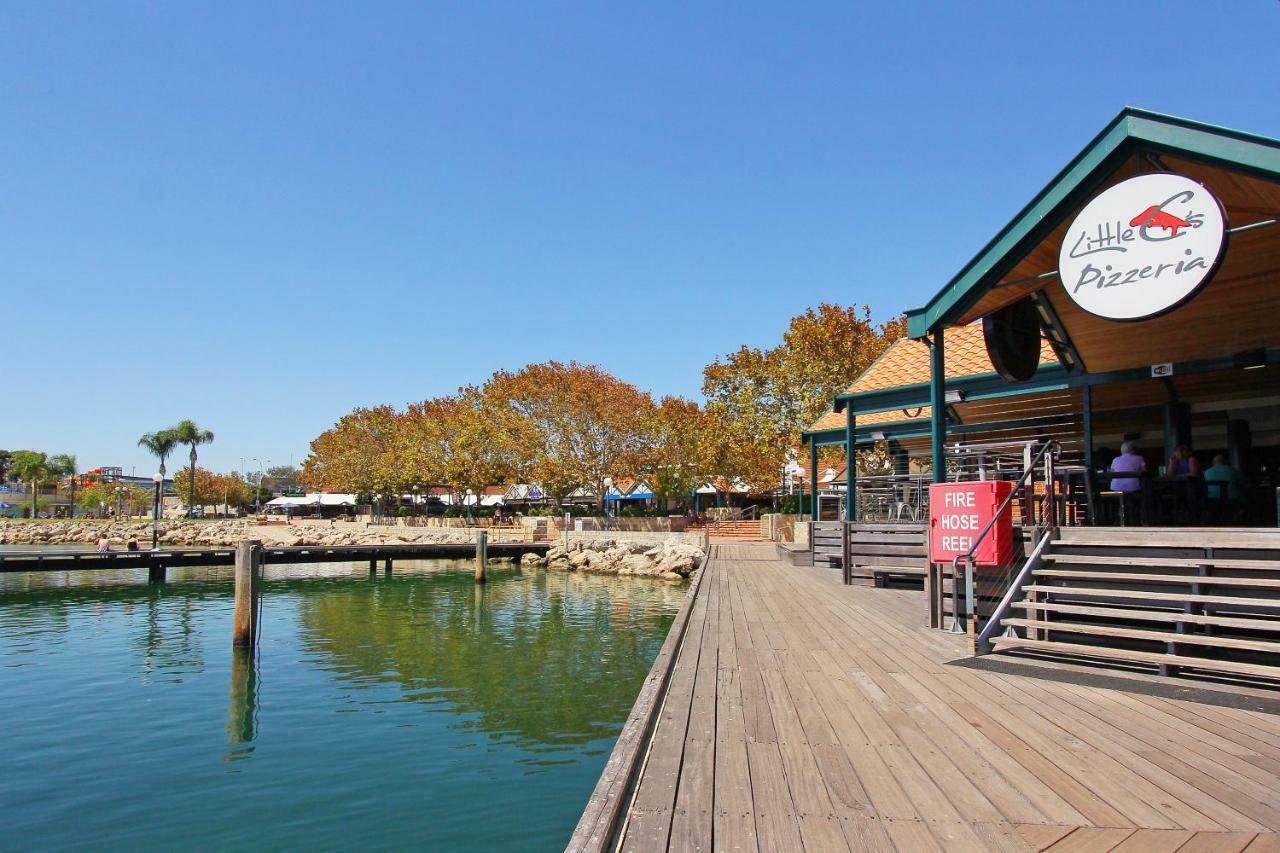 Hillarys Marina Apartment เพิร์ท ภายนอก รูปภาพ